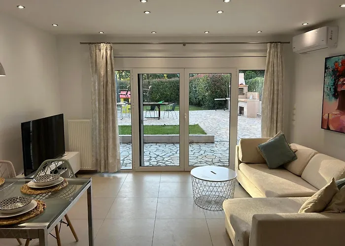 Апартаменты Ammouses *